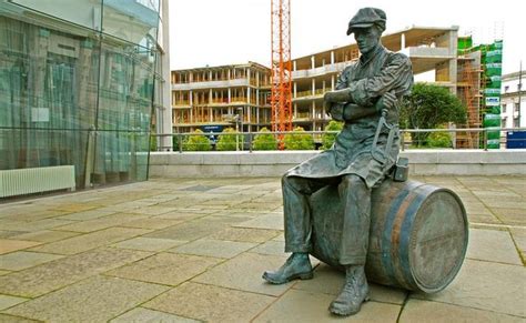 'Barrell Man' sculpture by Ross Wilson